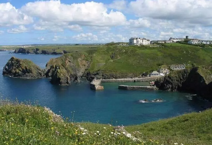 Little Tregarrick