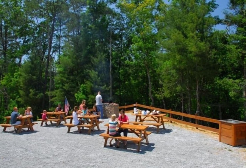 Making Memories   1 Bedrooms, 1 Baths, Sleeps 4 Home By Redawning