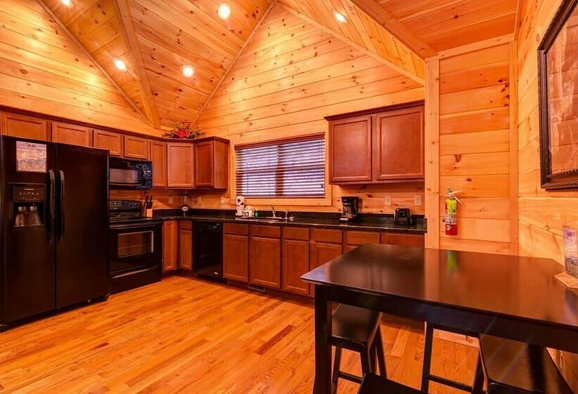 Making Memories   1 Bedrooms, 1 Baths, Sleeps 4 Home By Redawning