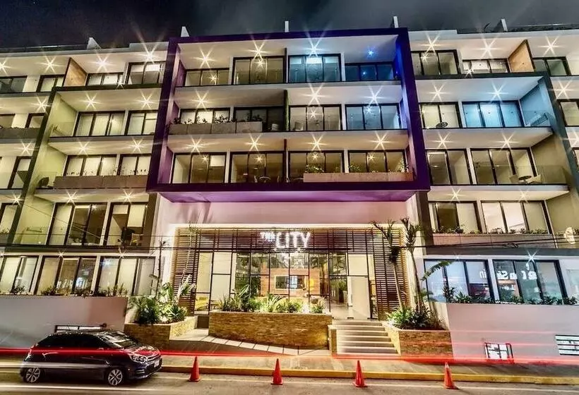 Menesse The City By Casago