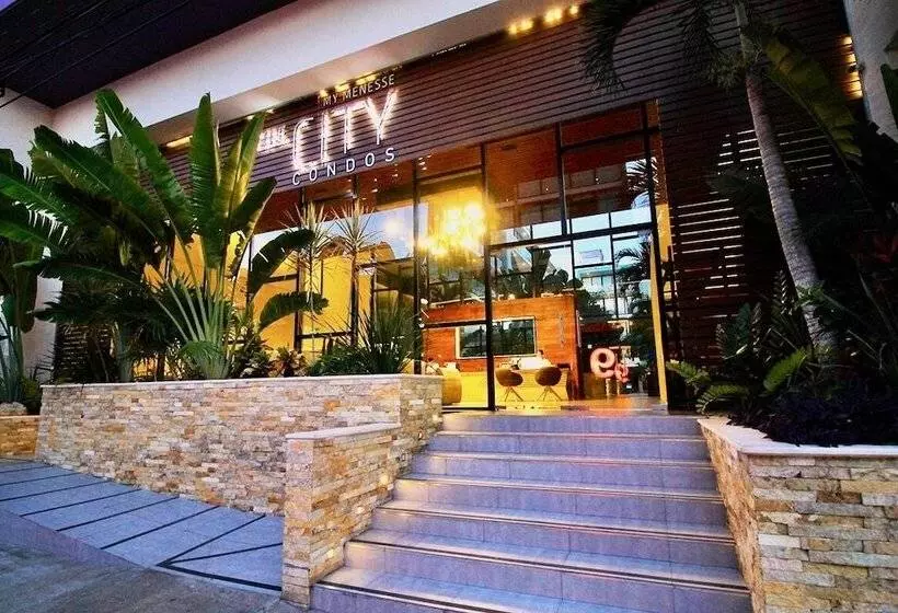 Menesse The City By Casago