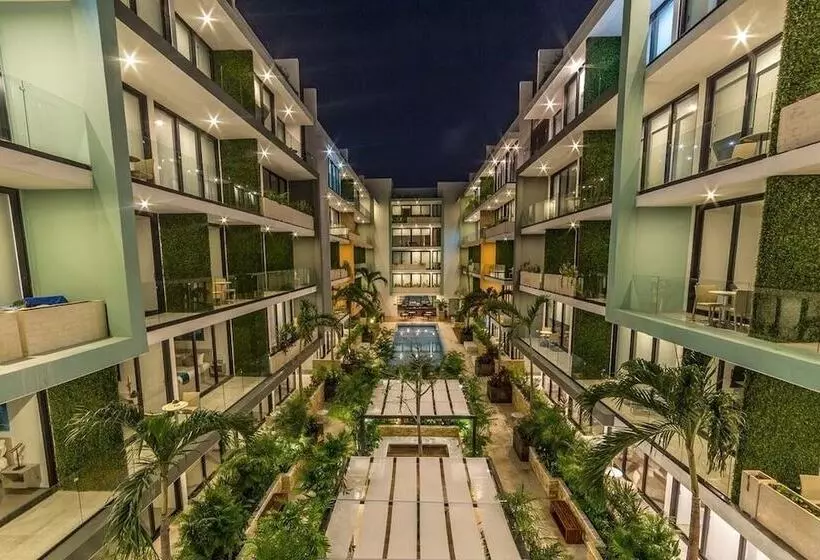 Menesse The City By Casago