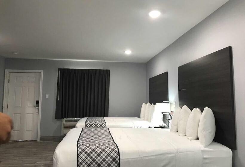 فندق على الطريق Bay View Inn