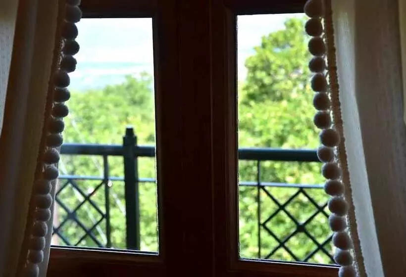 Majatalo Archontiko Tou Ziaka