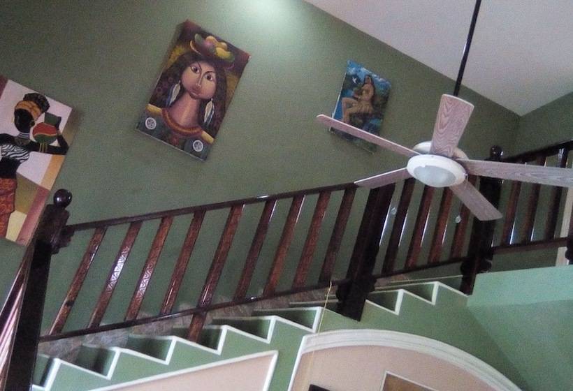 پانسیون Guest House Casa Oro Fina