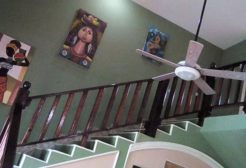 پانسیون Guest House Casa Oro Fina