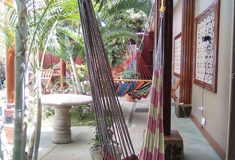 پانسیون Guest House Casa Oro Fina