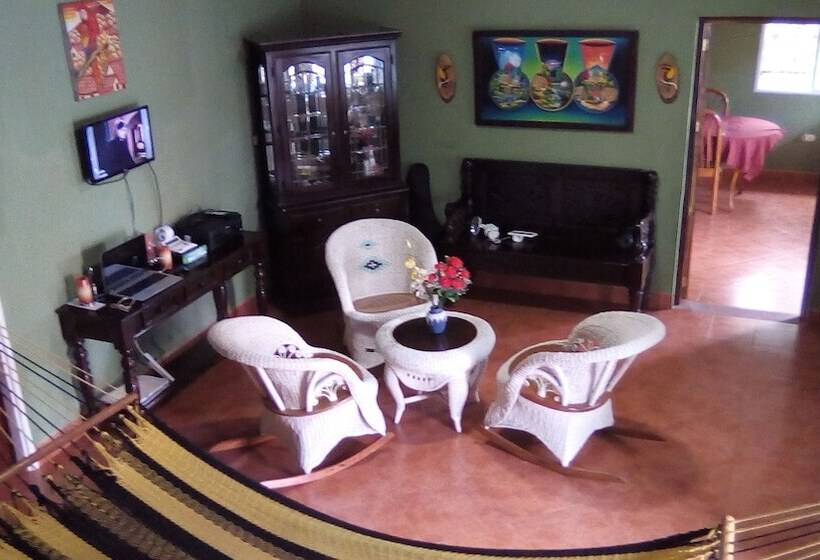 پانسیون Guest House Casa Oro Fina