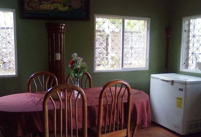 پانسیون Guest House Casa Oro Fina