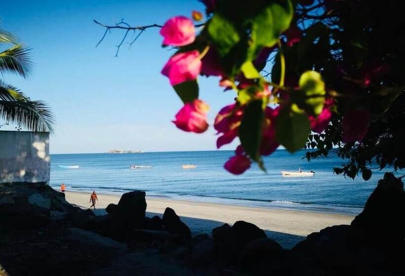 펜션 La Perla De Farallon Bed And Breakfast