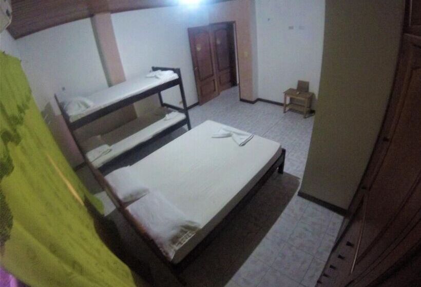 Tauma Hostal & Camping