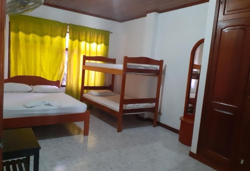 Tauma Hostal & Camping