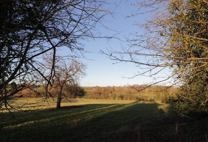 Lower Tundridge Cottage