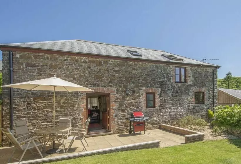 Orchard Barn