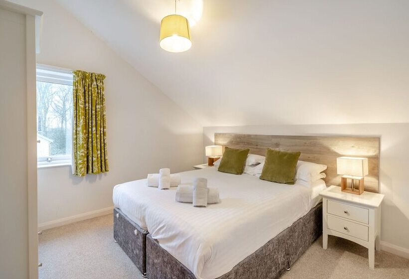 Rowan   Woodland Cottages