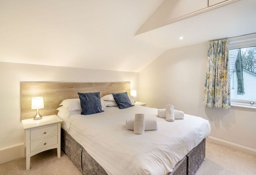 Rowan   Woodland Cottages