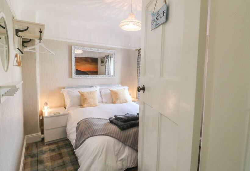 The Beach House Criccieth