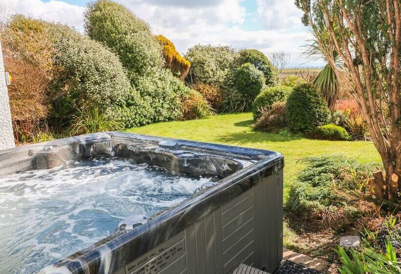 The Beach House Criccieth