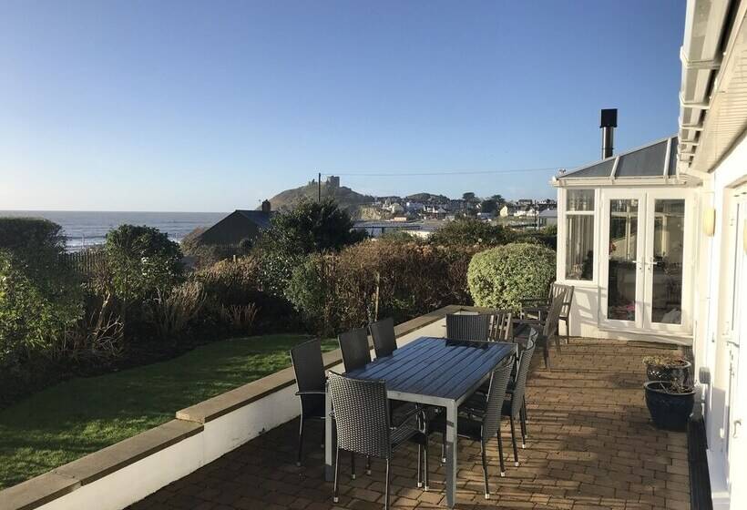 The Beach House Criccieth