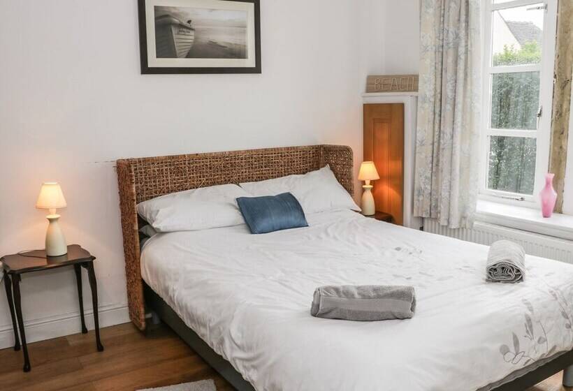 The Old Temperance Hall