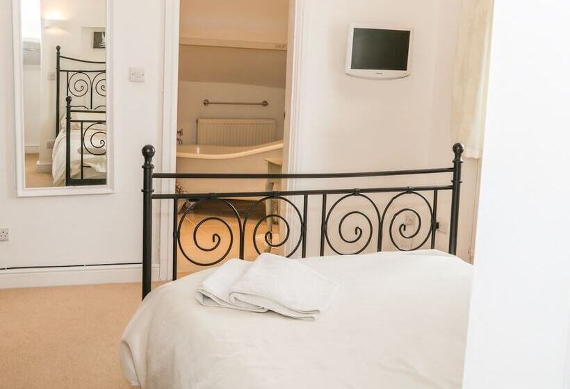 The Old Temperance Hall