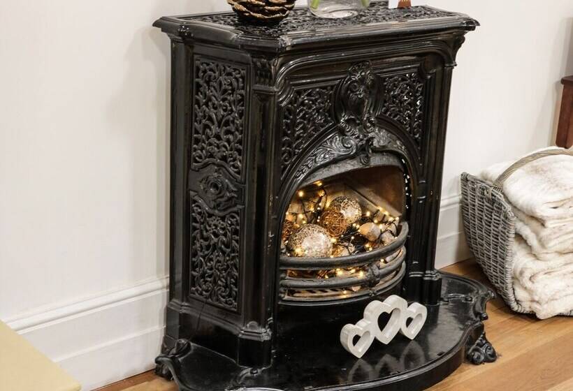 The Old Temperance Hall