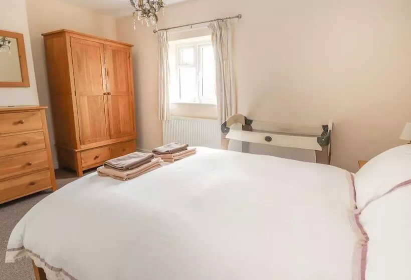 2 Organsdale Cottages