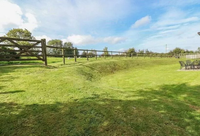 Jolls Ground Barn