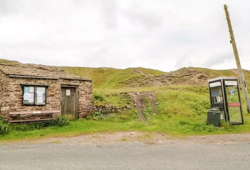 Padley Barn