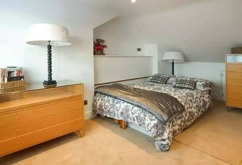 Rainton Cottage