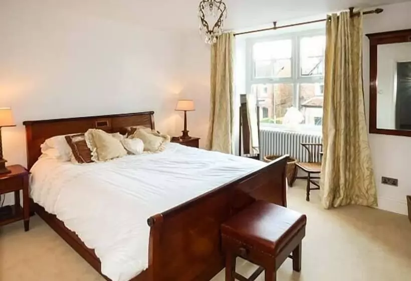 Rainton Cottage