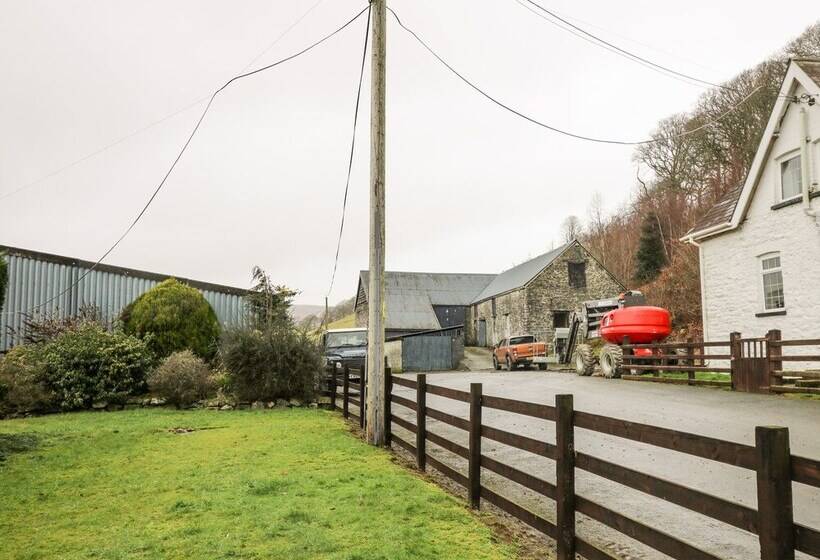 Tanyrallt Farm