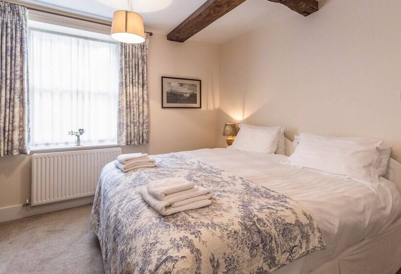 The Maltster's House