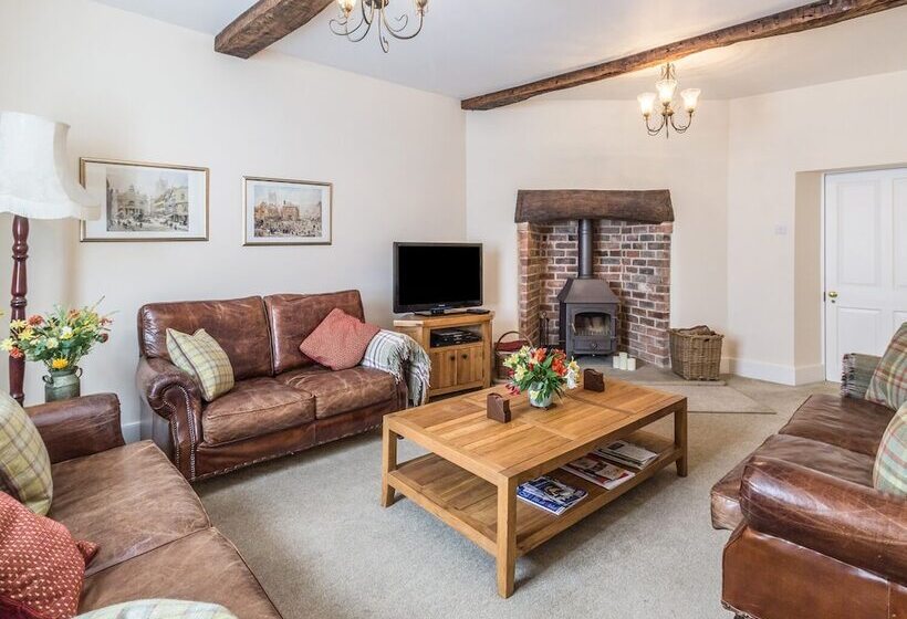 The Maltster's House