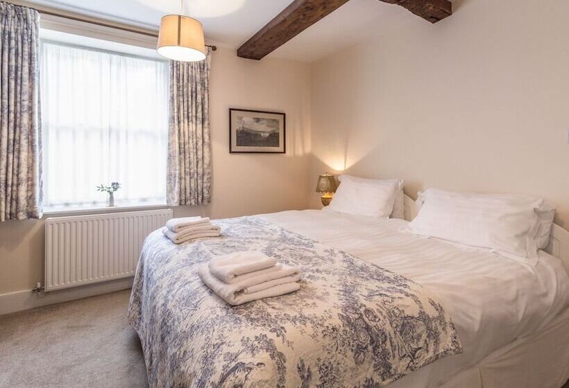 The Maltster's House