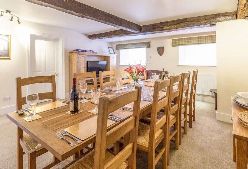 The Maltster's House