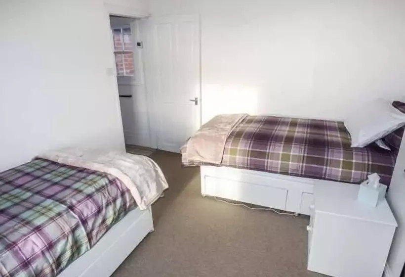 1 Willow Cottage