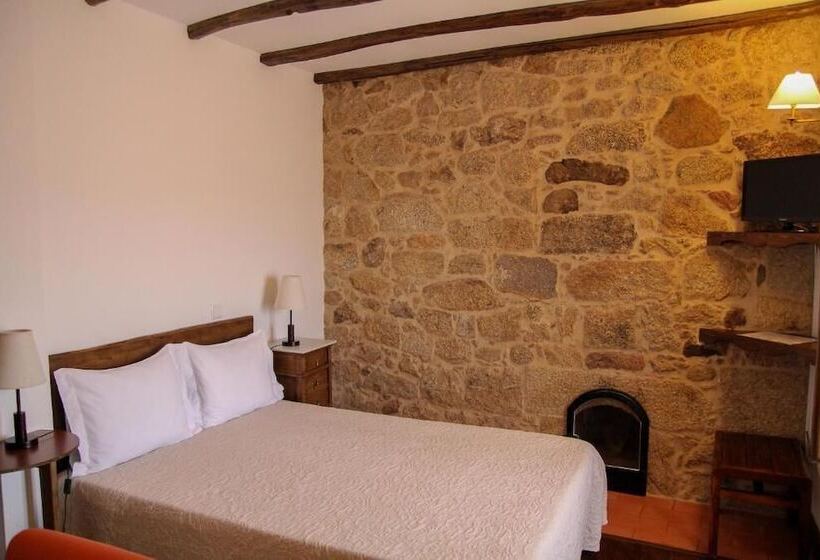 تختخواب و صبحانه Casa D'acha