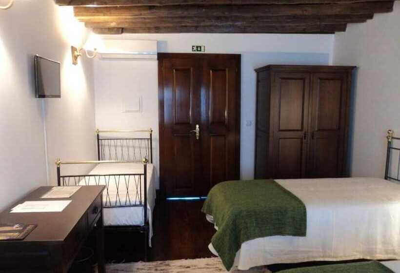 تختخواب و صبحانه Casa D'acha