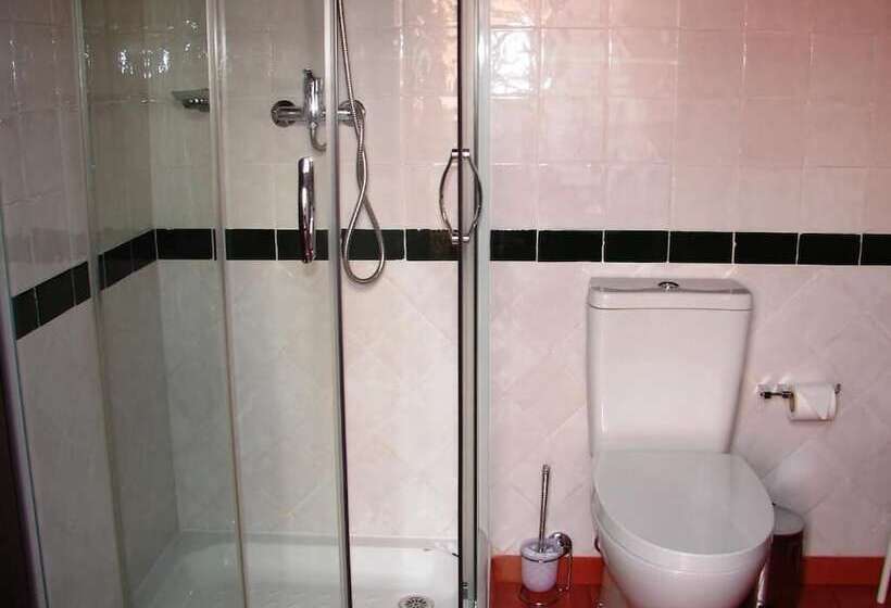 تختخواب و صبحانه Casa D'acha