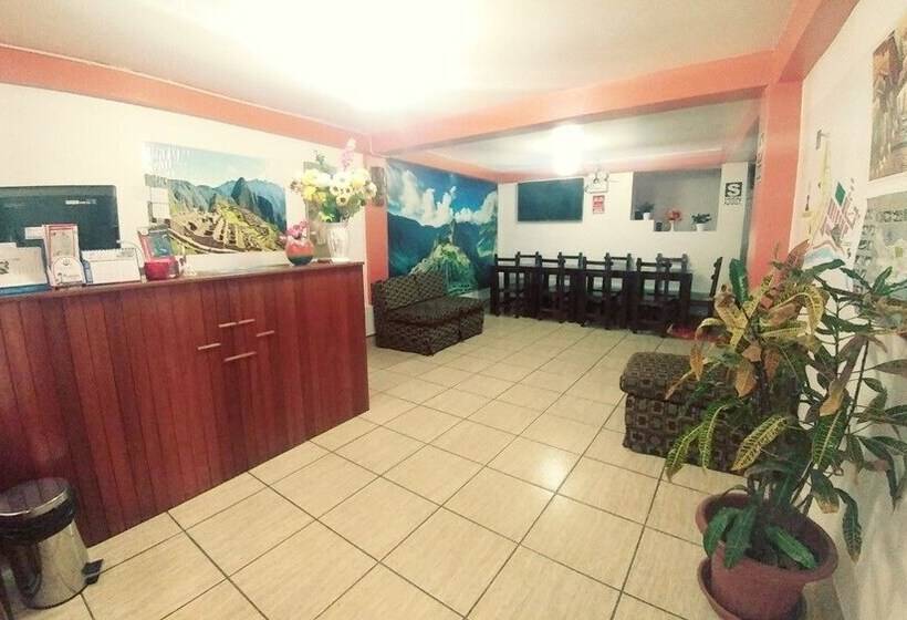 ベッドアンドブレックファースト Hostal Bromelias Inn