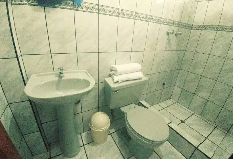 Aamiaismajoitus (B&B) Hostal Bromelias Inn
