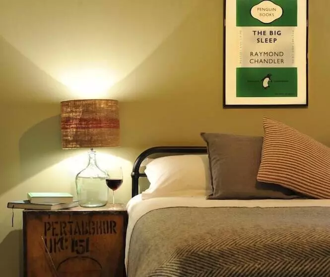 ベッドアンドブレックファースト The Driftwood