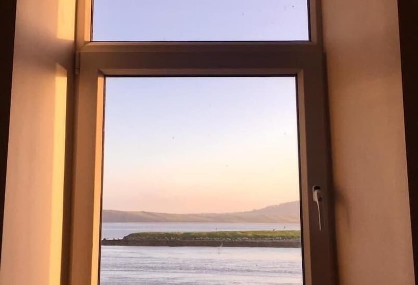 ベッドアンドブレックファースト The Driftwood