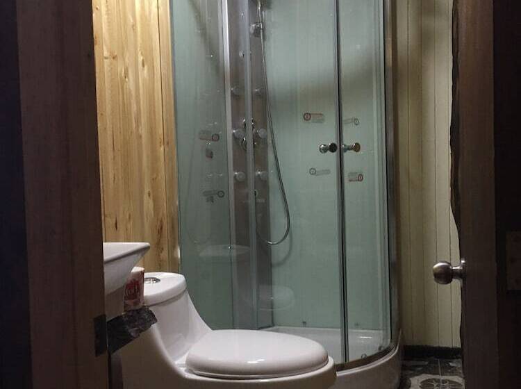 Hostal El Paso Chiloe   Hostel