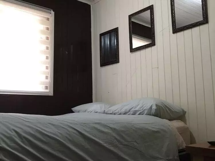 Hostal El Paso Chiloe   Hostel