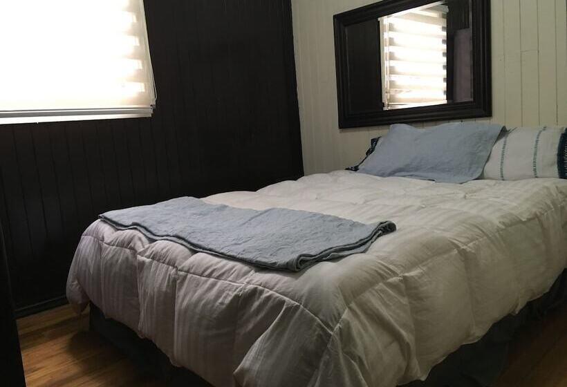 Hostal El Paso Chiloe   Hostel