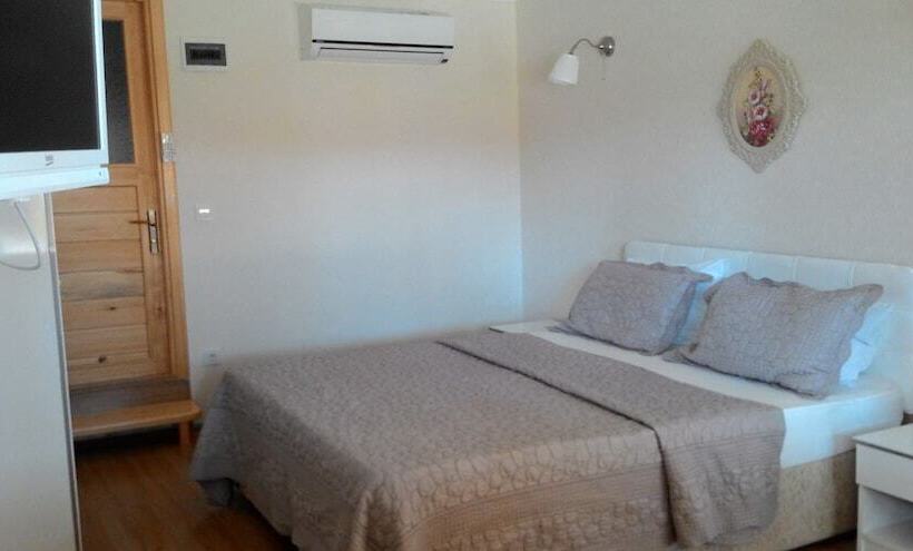 فندق Acarlar Zumrut Bahce