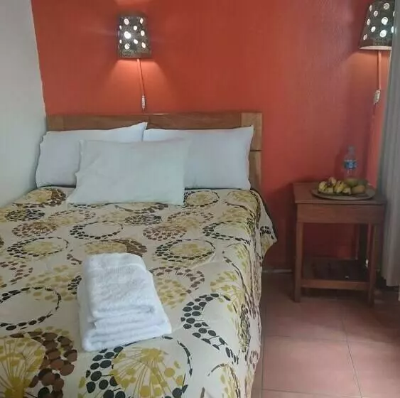 Hotel Amaru Inn