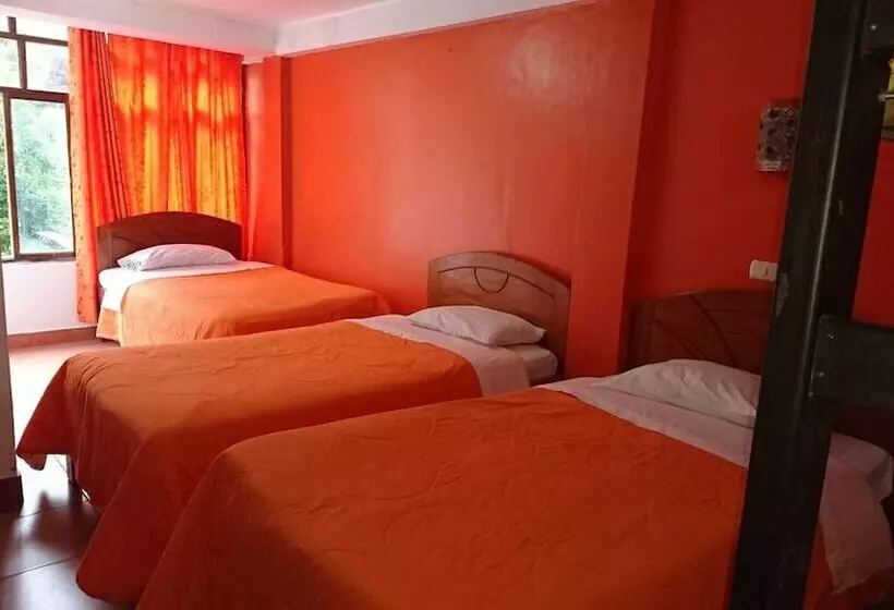 Hotel Amaru Inn